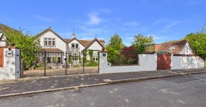 FRONT ASPECT- click for photo gallery